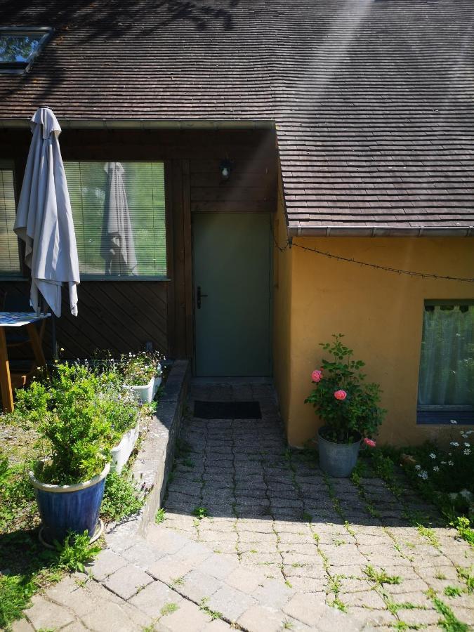Gite Les Hunieres Fourneville Exterior photo